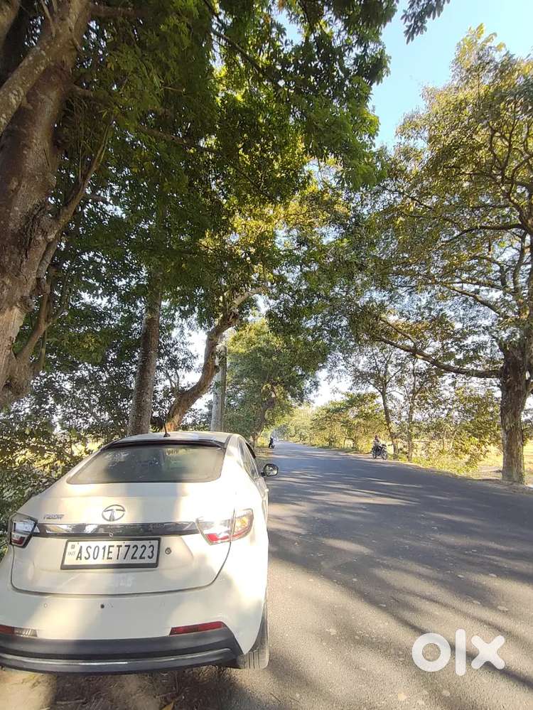 Urgent Sale A Tata Tigor For Money Problem