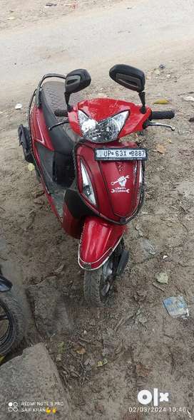 Second hand light weight scooty hot sale