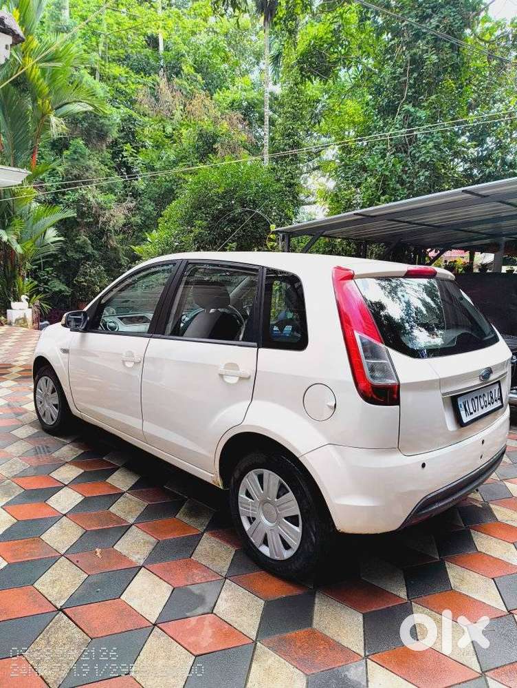 Ford Figo 1.2p Trend Mt, 2016, Petrol