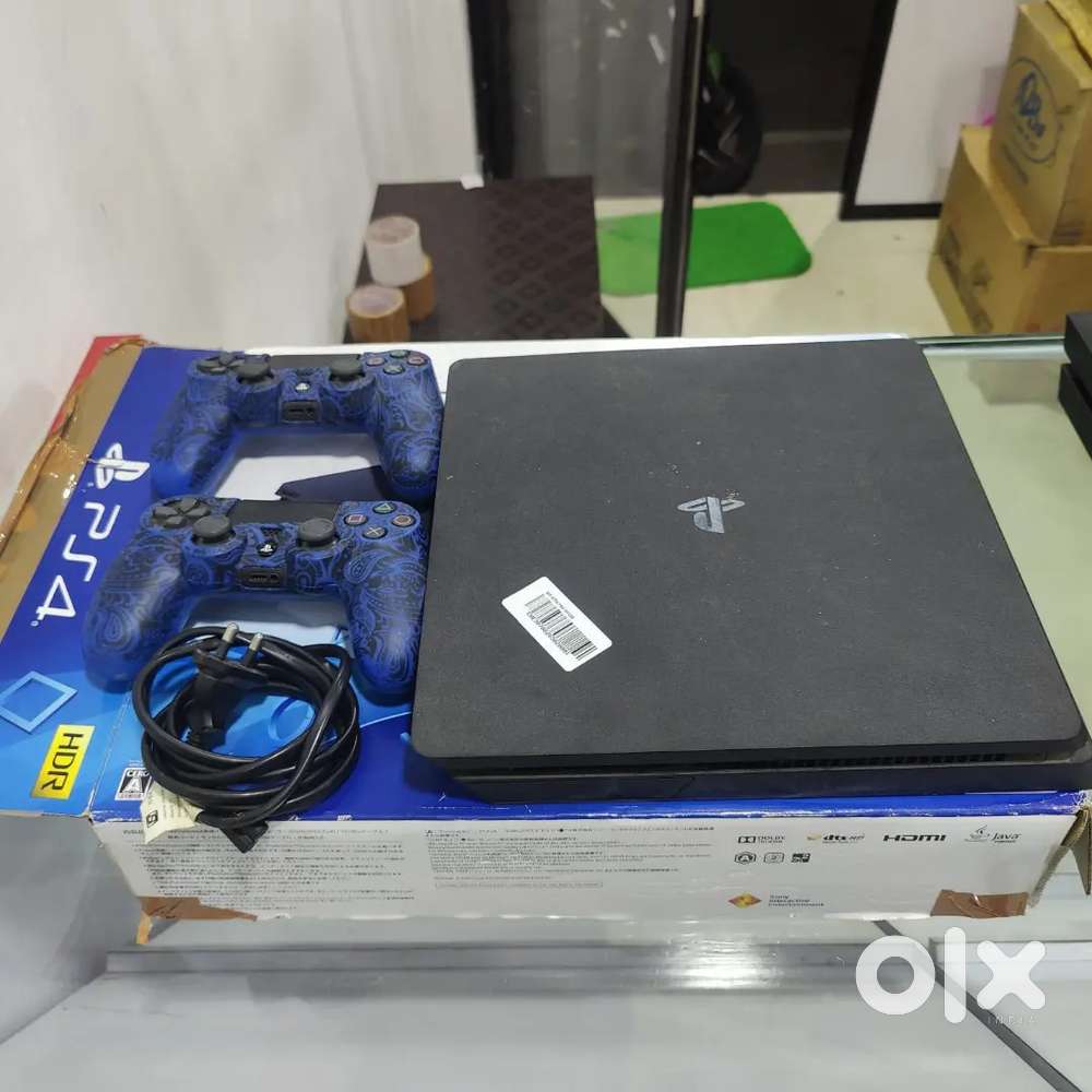 PS 4 SLIM 
500GB