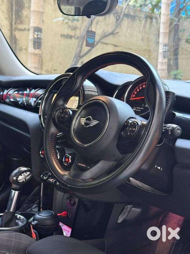 Mini Cooper 3 Door John Works, 2015, Petrol