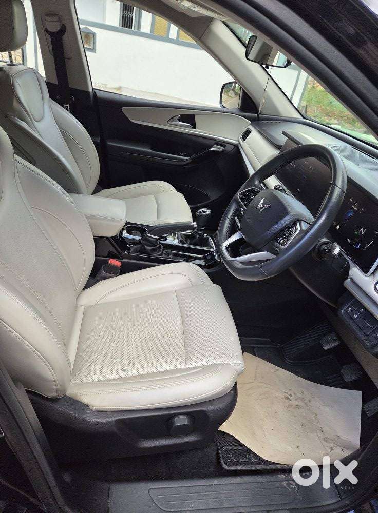 Mahindra Xuv700 2.2 Ax 7 Diesel Mt Str, 2023, Diesel