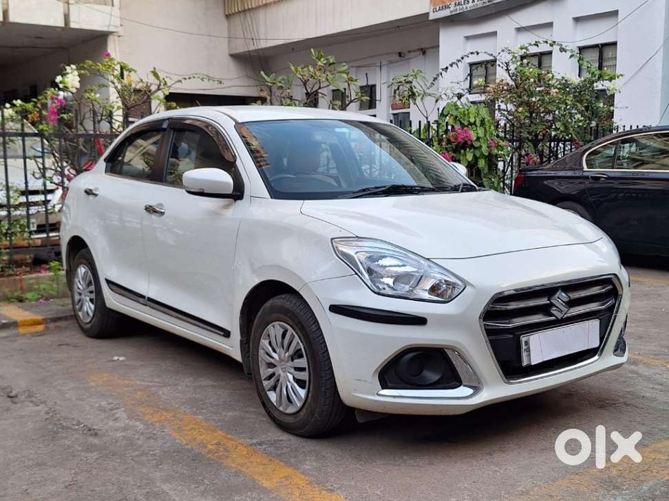 Maruti Suzuki Dzire 1.2 Vxi Amt, 2021, Petrol