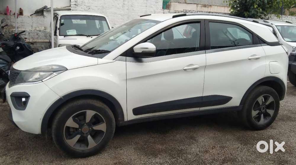 Tata Nexon 1.2 Revotron Xz Plus, 2018, Petrol