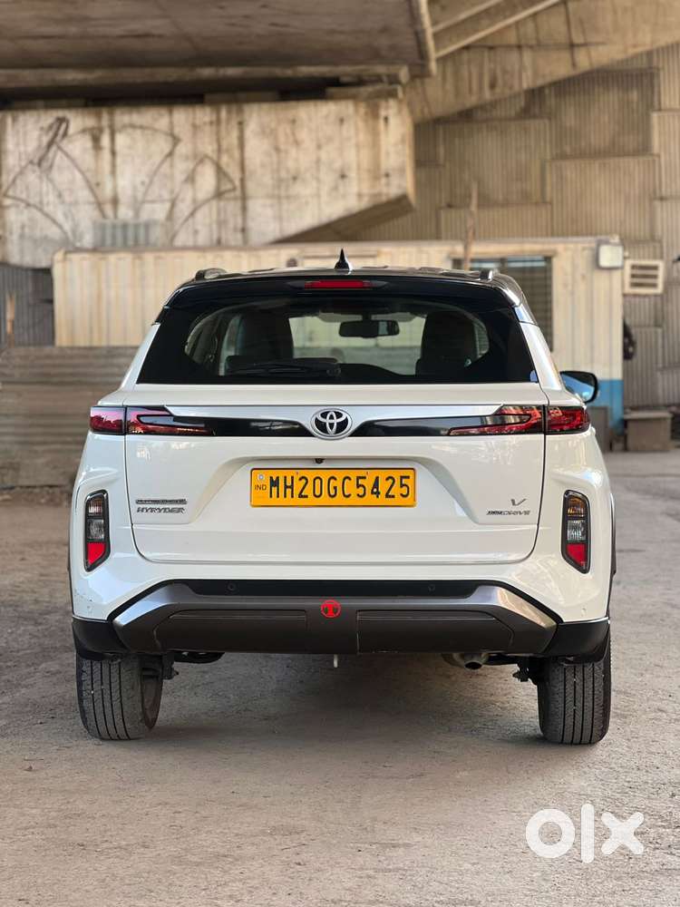 Toyota Urban Cruiser Hyryder, 2023, Petrol