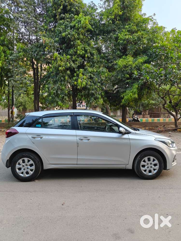 Hyundai Elite I20 Sportz (o) 1.2, 2019, Petrol