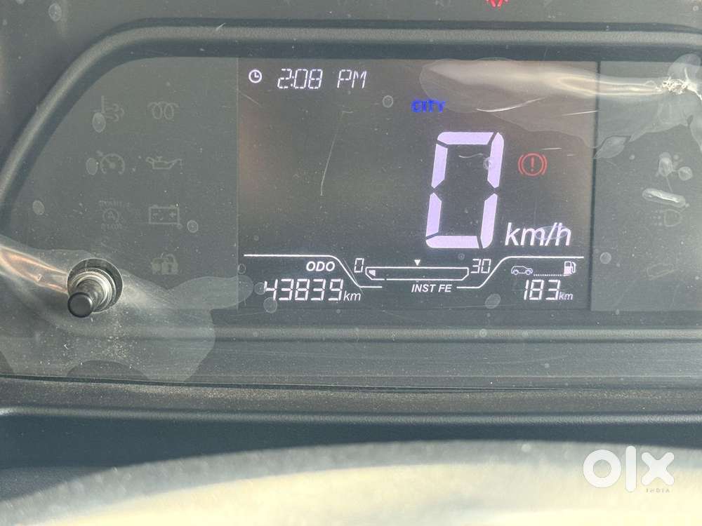 Tata Punch Facelift Pure (o), 2023, Petrol