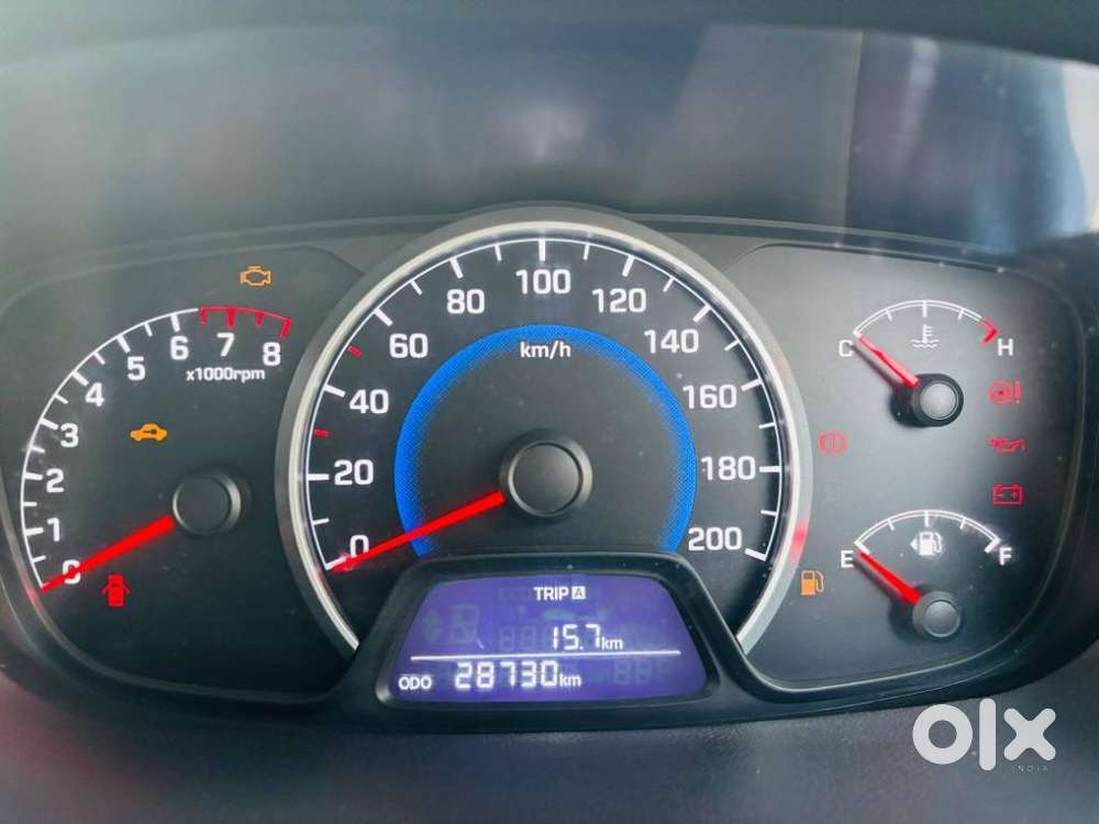 Hyundai Grand I10 2013-2016 Sportz, 2014, Petrol
