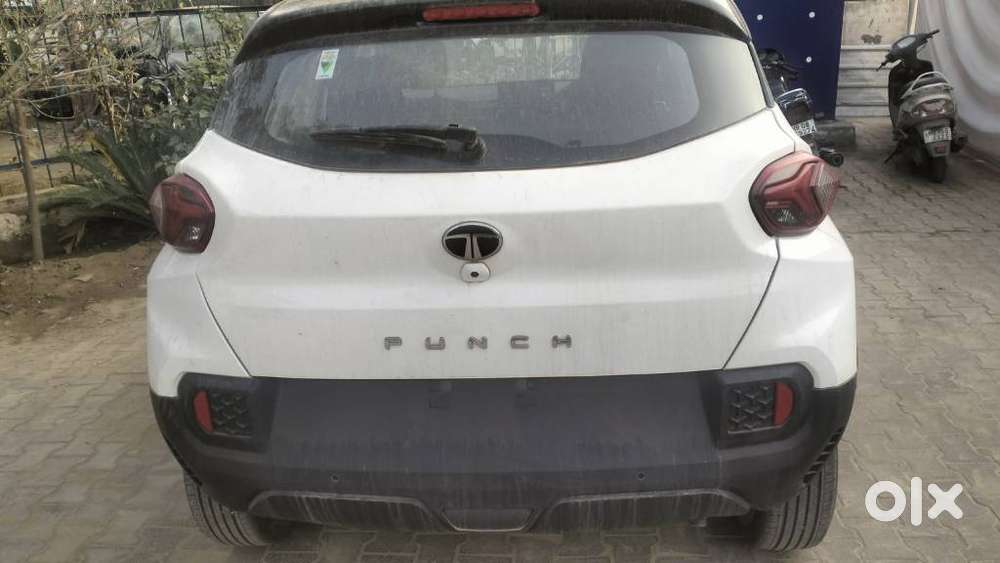 Tata Punch Creative, 2025, Petrol