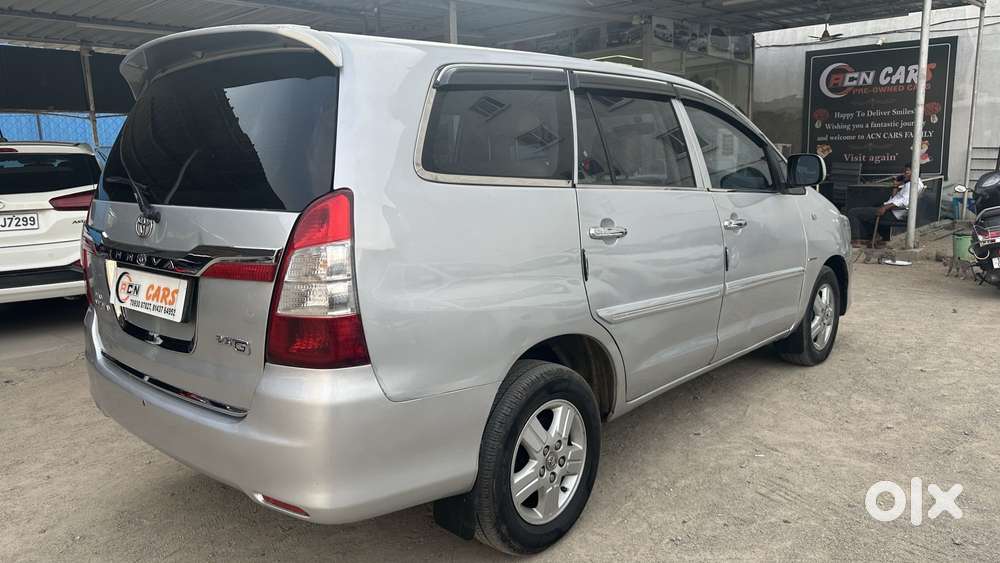 Toyota Innova 2.5 G (diesel) 8 Seater, 2012, Diesel