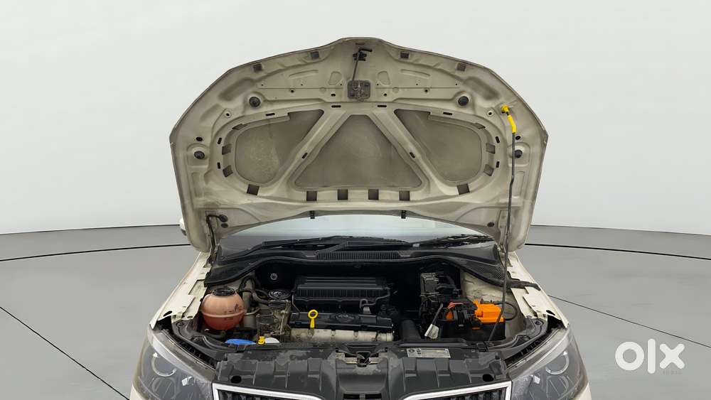 Skoda Rapid 1.6 Mpi At Style, 2019, Petrol