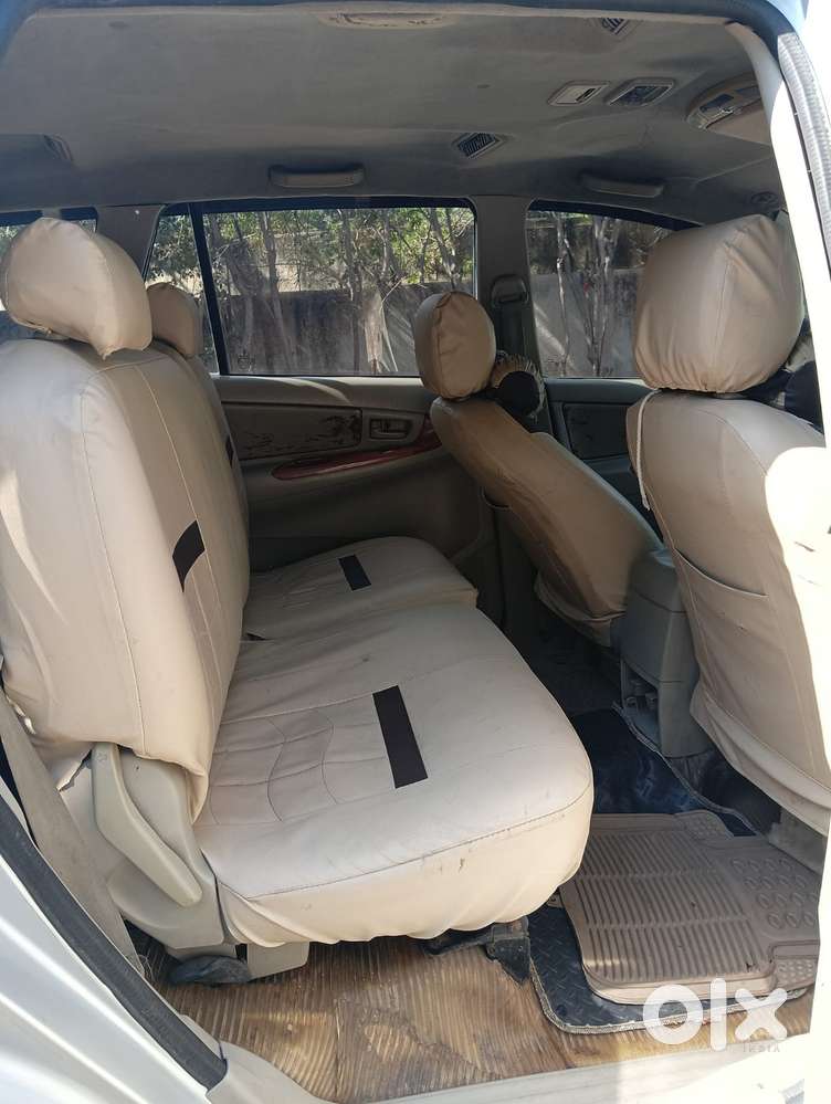 Toyota Innova 2.5 G (diesel) 8 Seater, 2009, Diesel