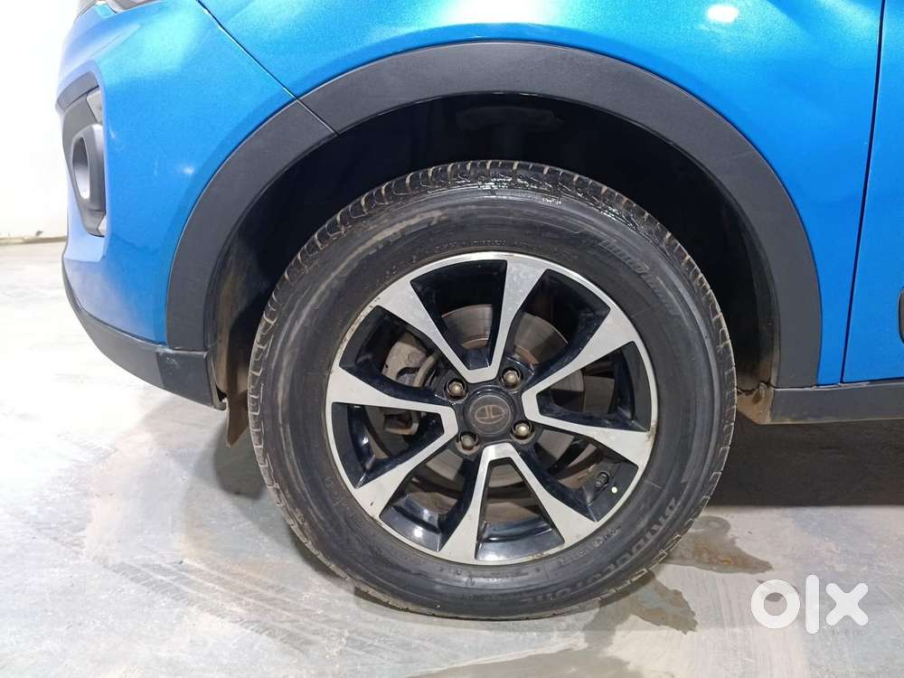Tata Nexon 1.2 Revotron Xza Plus (o) Dual Tone, 2020, Petrol