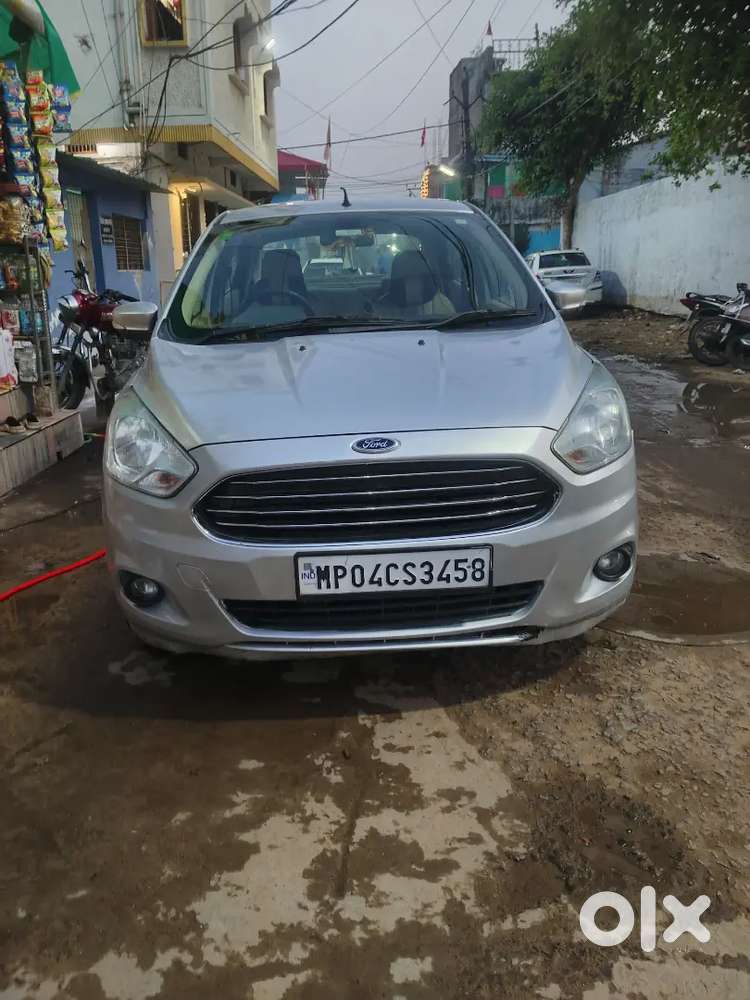 Ford Aspire Titanium Blu 2017