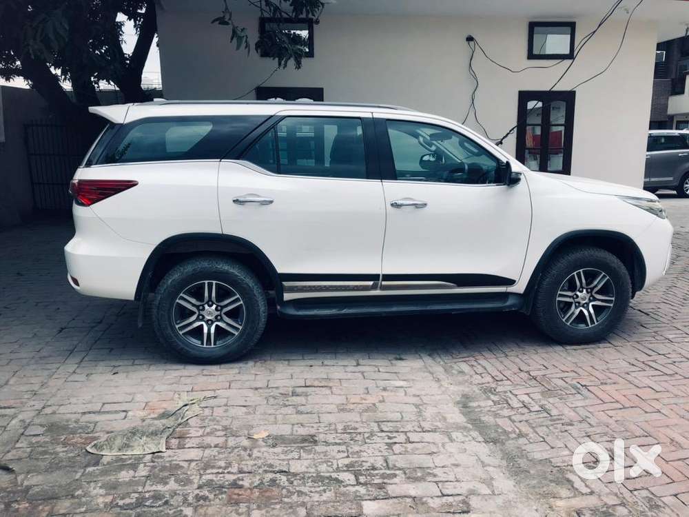 Toyota Fortuner 2018 Diesel Well Maintained