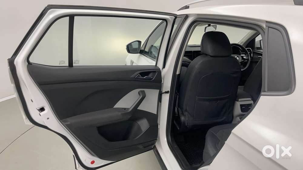 Skoda Kushaq 1.0 Tsi Ambition, 2022, Petrol