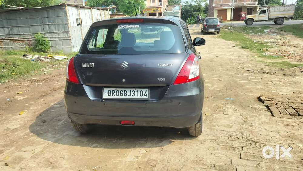 Maruti Suzuki Swift Vxi Optional, 2017, Petrol