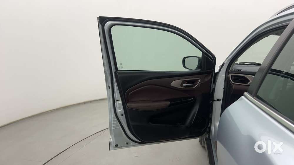 Maruti Suzuki Fronx Alpha 1.0l Turbo 6 At, 2023, Petrol