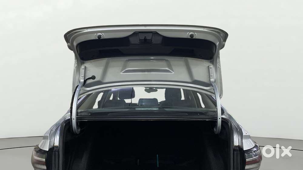 Volkswagen Virtus Highline Plus 1.0 Tsi At, 2024, Petrol