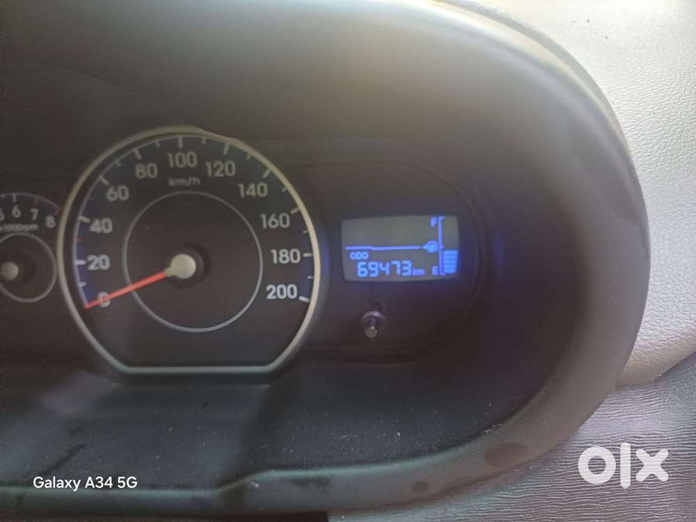 Hyundai I10 Asta Sunroof At, 2012, Petrol