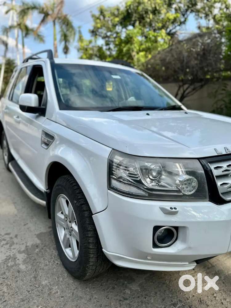 Doctor's Driven Land Rover Freelander 2 2014