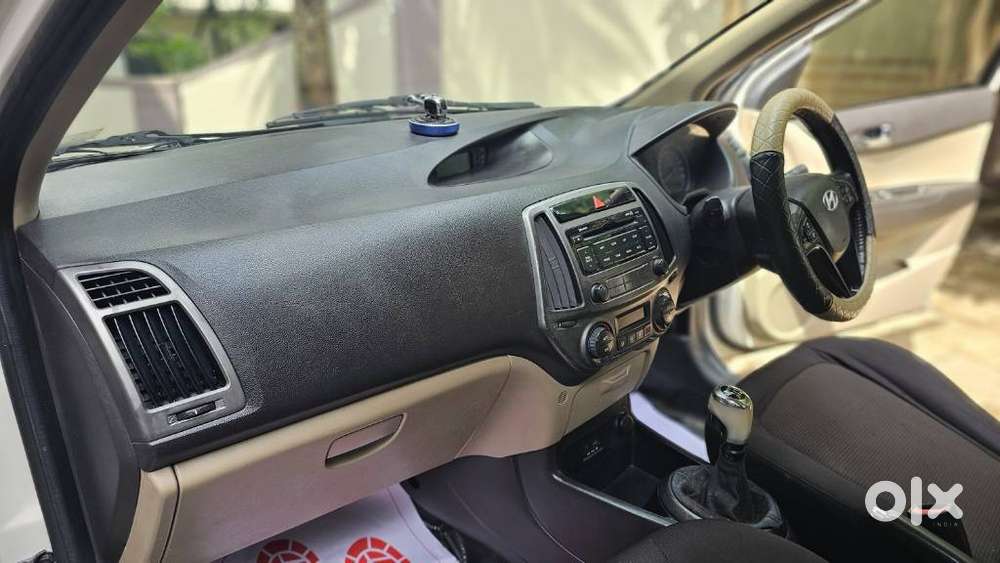 Hyundai I20 Sportz At 1.4, 2014, Diesel