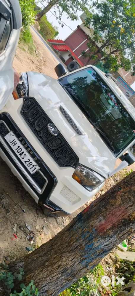 Mahindra Scorpio 2015 Diesel 136500 Km Driven
