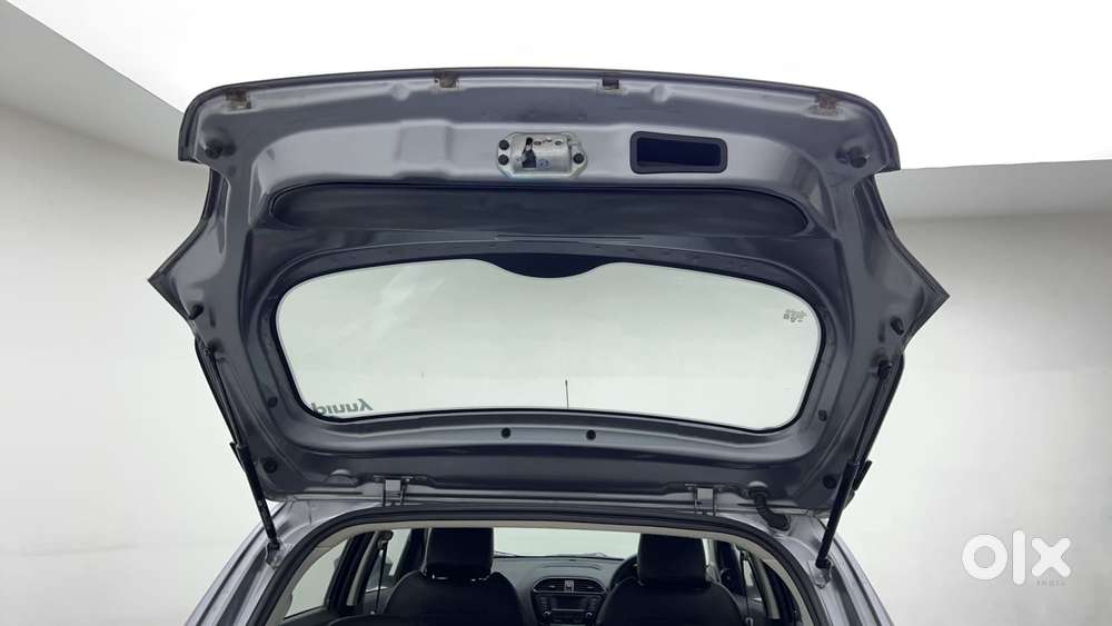 Tata Tiago Xza, 2019, Petrol