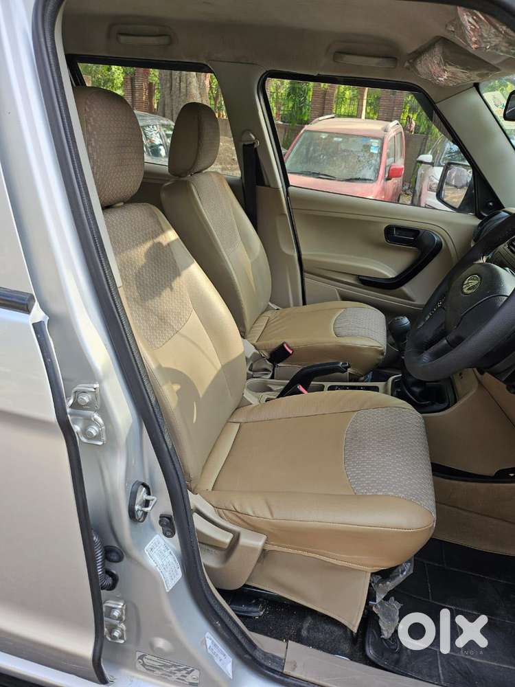 Mahindra Tuv 300 T6, 2017, Diesel