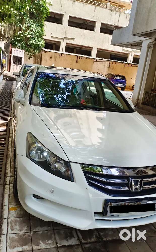 A Very Well Maintained Honda Accord2012 Petrol With New Tyres &battery