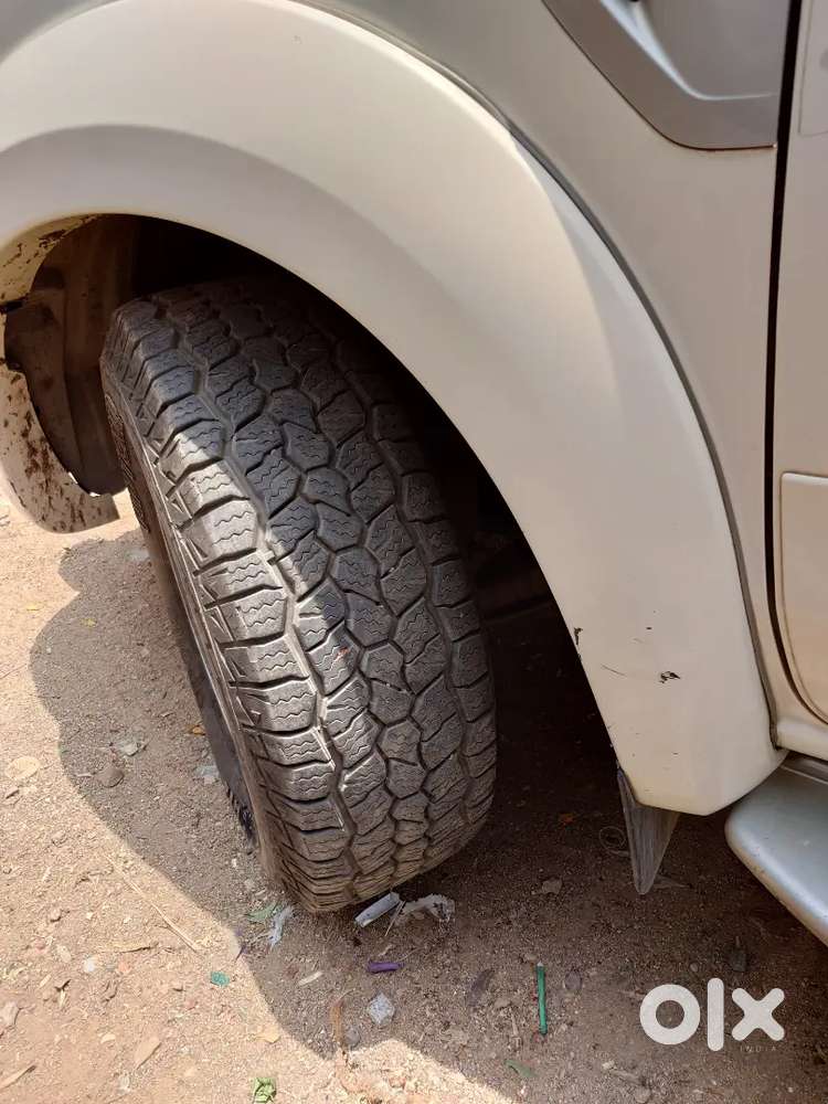 Ford Endeavour Diesel AT 2011 model