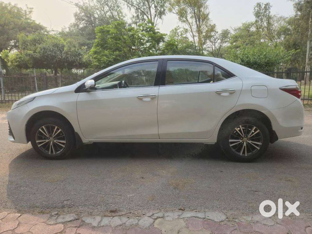 Toyota Corolla Altis 1.8 G, 2017, Petrol