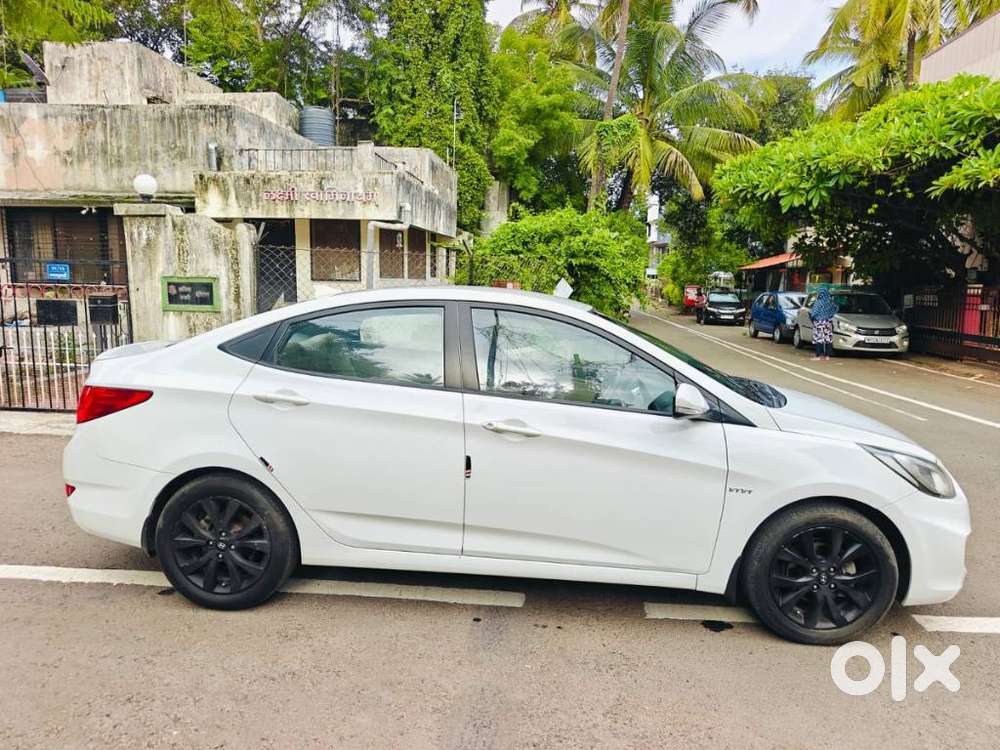 Hyundai Verna 1.6 Sx Vtvt, 2014, Petrol