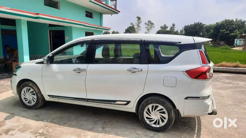 Maruti Suzuki Ertiga Vxi 2025