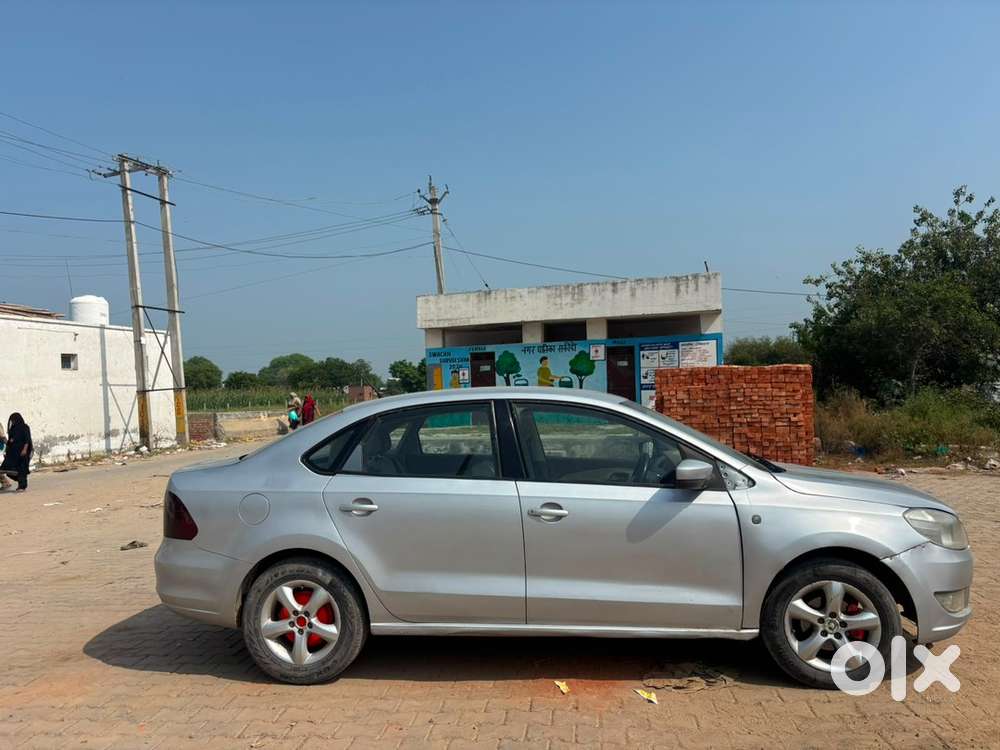 Skoda Rapid Tsi Manual 2013