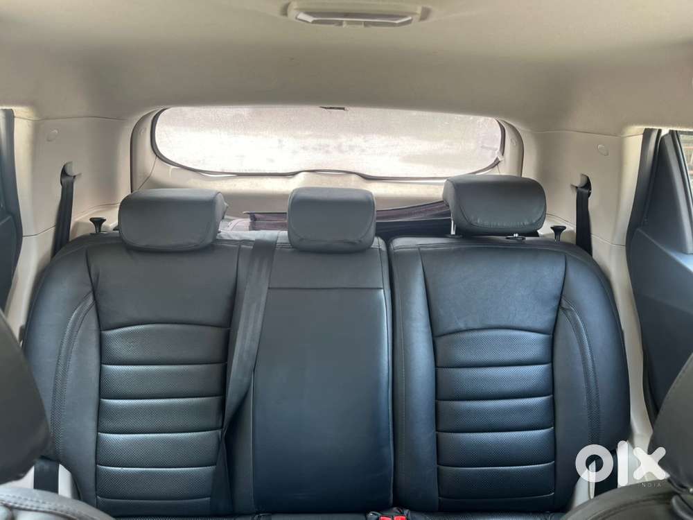 Mahindra Xuv300 Petrol 2021