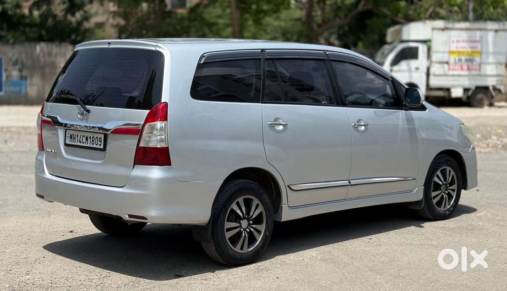 Toyota Innova 2.5 Ev Ps 7 Str Bs-iii, 2012, Diesel