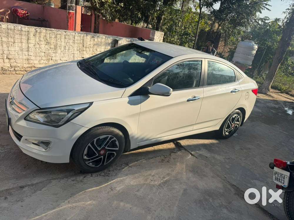 Hyundai Verna Petrol 2017