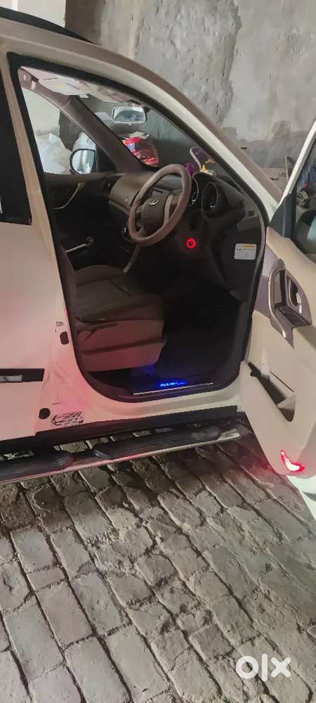 Mahindra Xuv500 2014 Diesel 91400 Km Driven And Very Good Condition