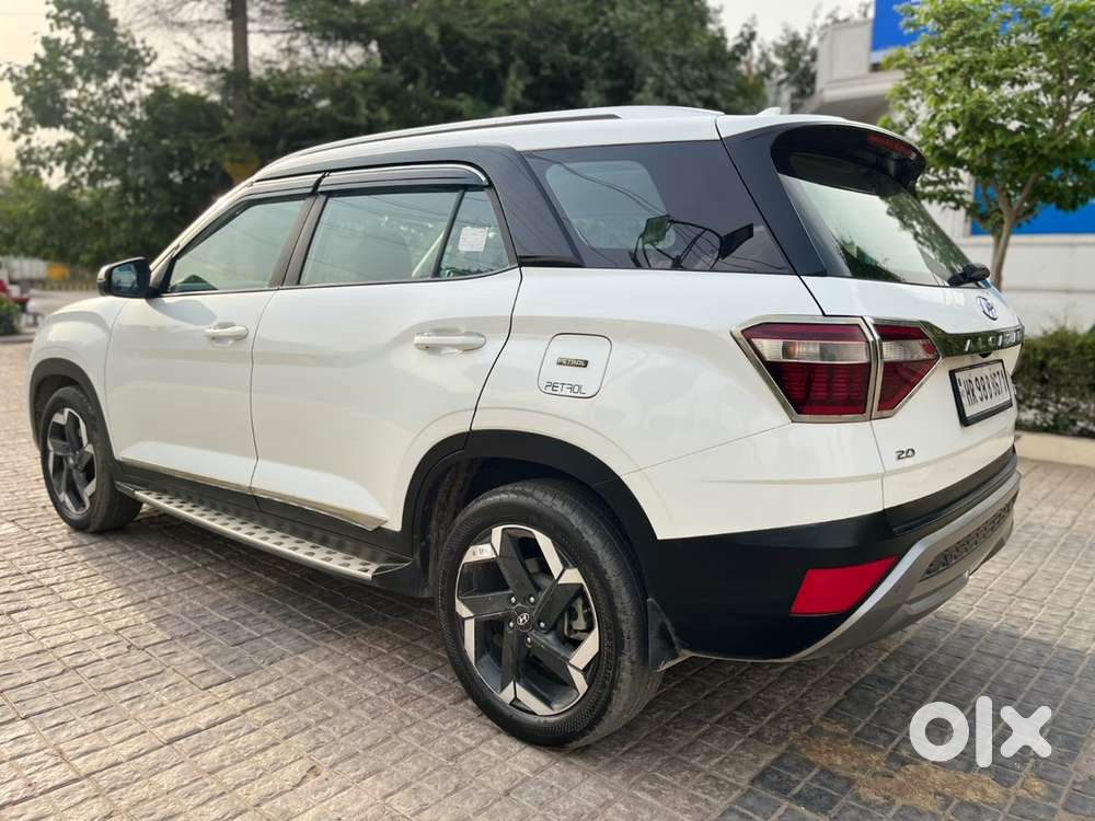2021 Alcazar Sig(o)top -petrol At - 20,000km