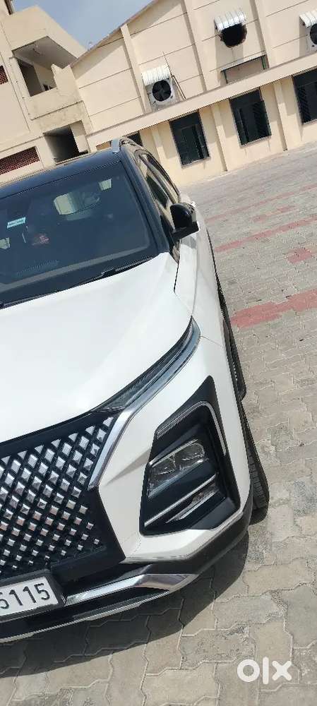 Mg Hector Plus 2024 Petrol Car