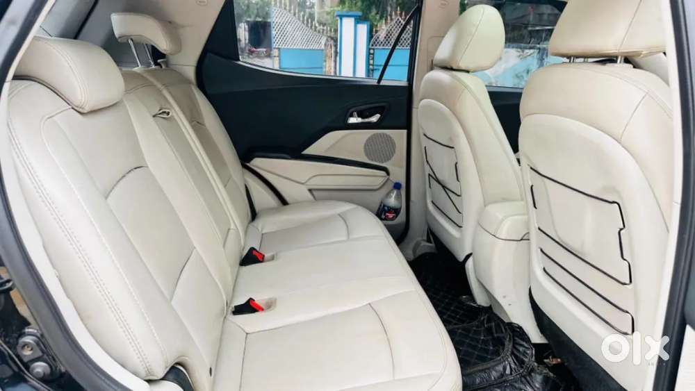 Mahindra Xuv300 W8 Option Diesel, 2022, Diesel