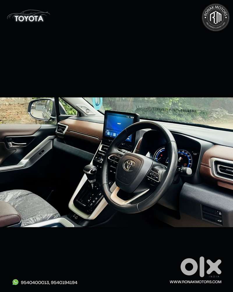 Toyota Innova Hycross 2.0 Zx Hybrid 7 Str, 2025, Petrol