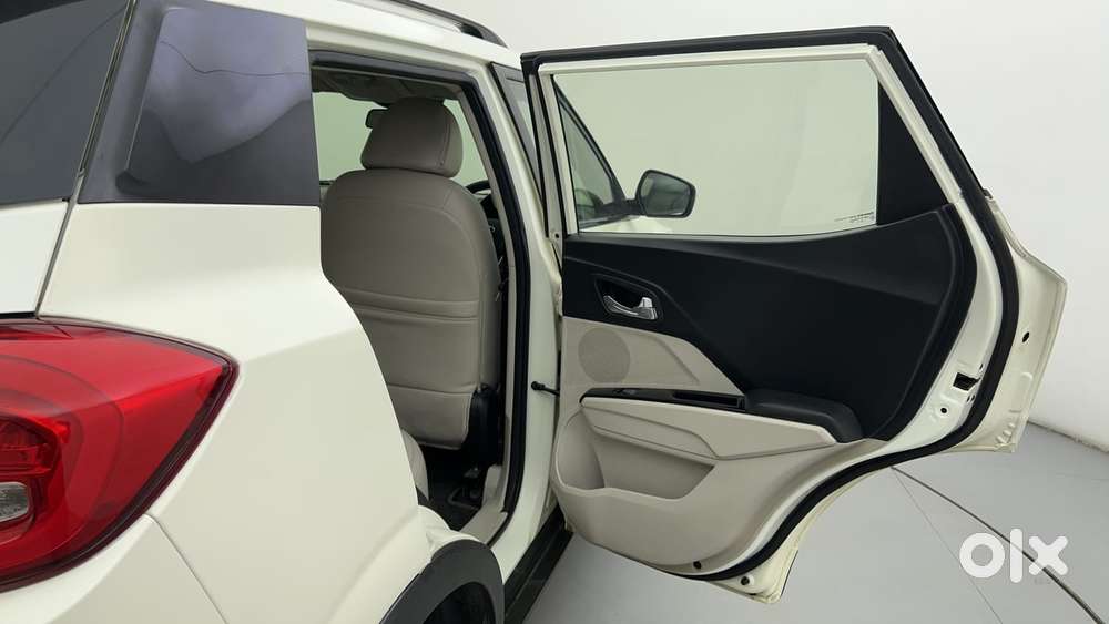 Mahindra Xuv300 W8 Diesel, 2020, Diesel