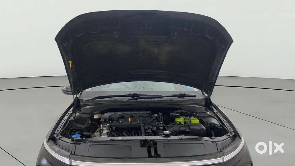Hyundai Verna 1.5 Sx (o) Ivt, 2023, Petrol