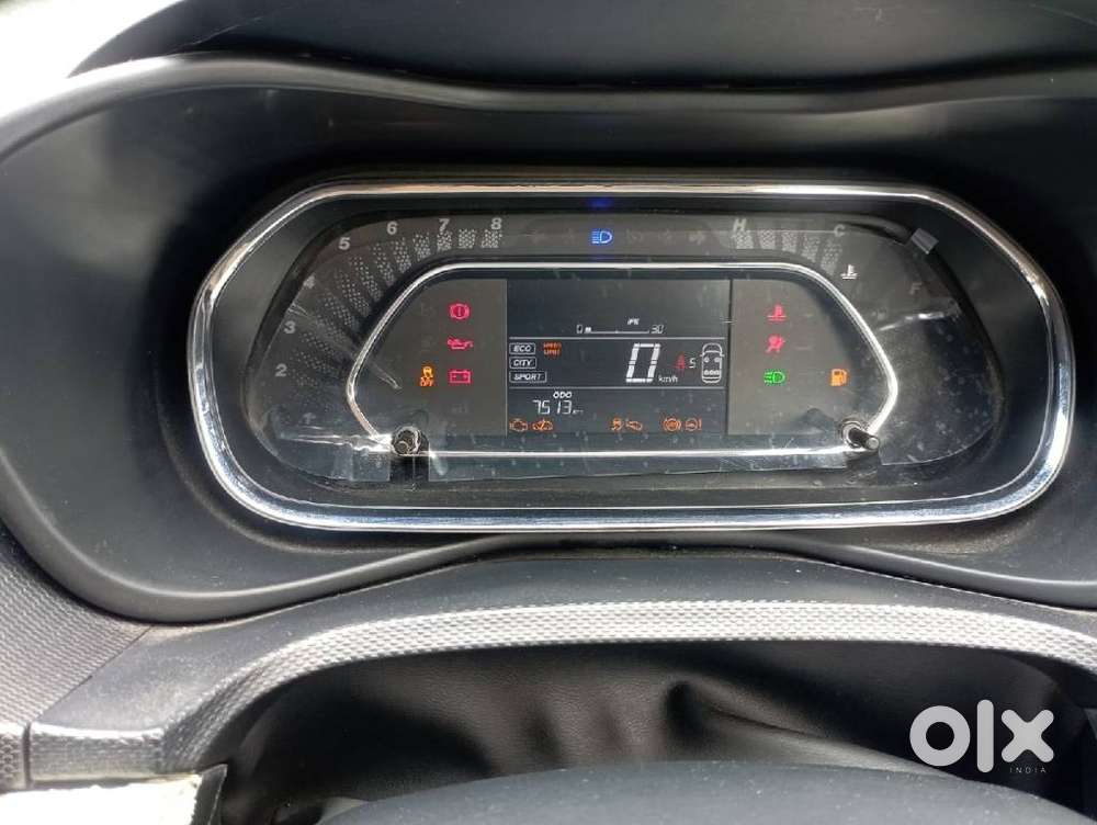 Tata Nexon Smart Plus1.2 Revotron Petrol 5 Mt, 2024, Petrol