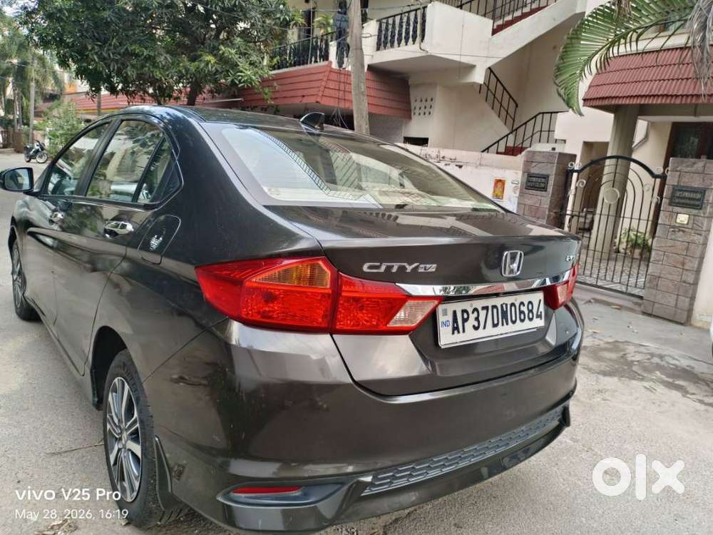 Honda City 1.5 V 4th Gen I-vtec Mt, 2018, Petrol