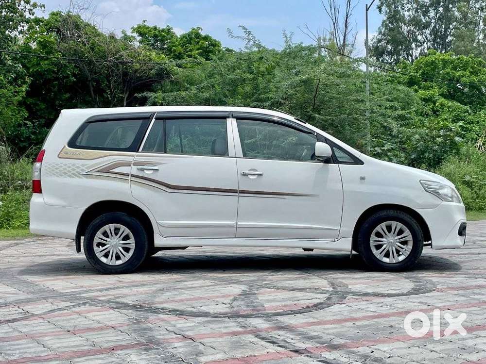 Toyota Innova 2.5 Gx 7 Seater Bs Iv, 2013, Diesel