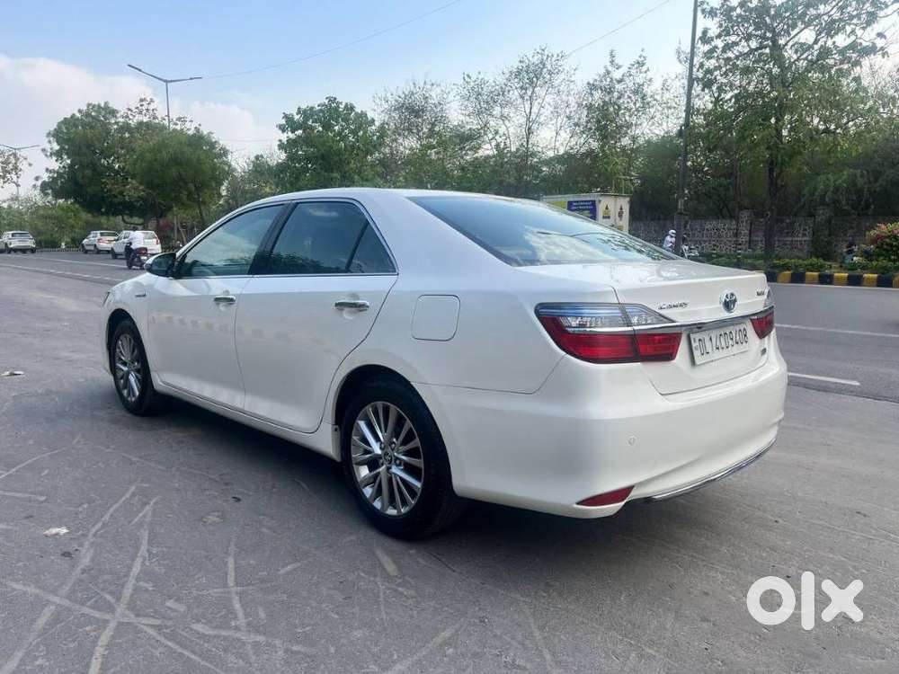 Toyota Camry 2.5 Hybrid, 2018, Cng & Hybrids