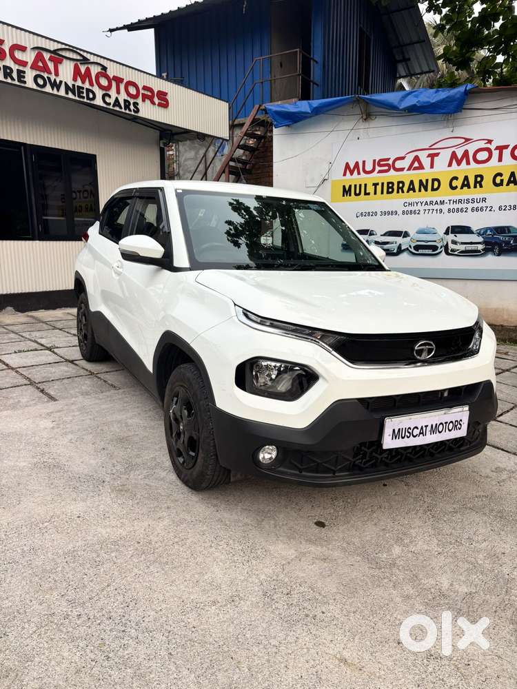 Tata Punch 1.2 Revotron Creative Amt Dual Tone, 2021, Petrol